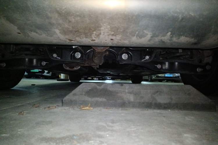 Used GAC Trumpchi M8 2023 Zongshi Series 400T Flagship Edition Chassis Rear