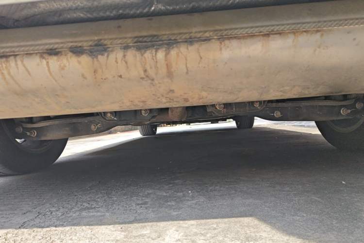 Used GAC Trumpchi M8 2023 Zongshi Series Dual-Motor Supreme Edition Chassis Rear