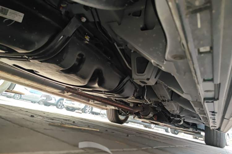 Used GAC Trumpchi M8 2023 Zongshi Series 400T Ultimate Edition Chassis Rear Right