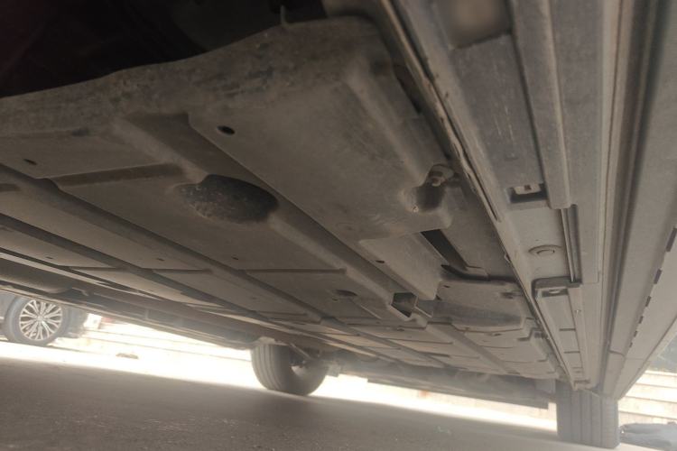 Used GAC Trumpchi M8 2023 Zongshi Series Dual-Motor YuZun Edition Chassis Rear Right