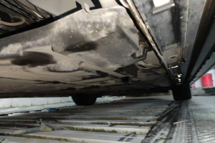 Used GAC Trumpchi M8 2023 Zongshi Series 400T Flagship Edition Chassis Rear Right