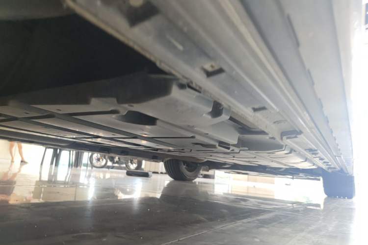 Used GAC Trumpchi M8 2023 Zongshi Series Dual-Motor YuZun Edition Chassis Rear Right