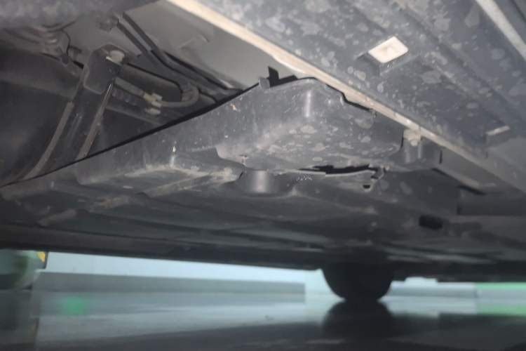 Used GAC Trumpchi M8 2023 Zongshi Series 400T Flagship Edition Chassis Rear Right