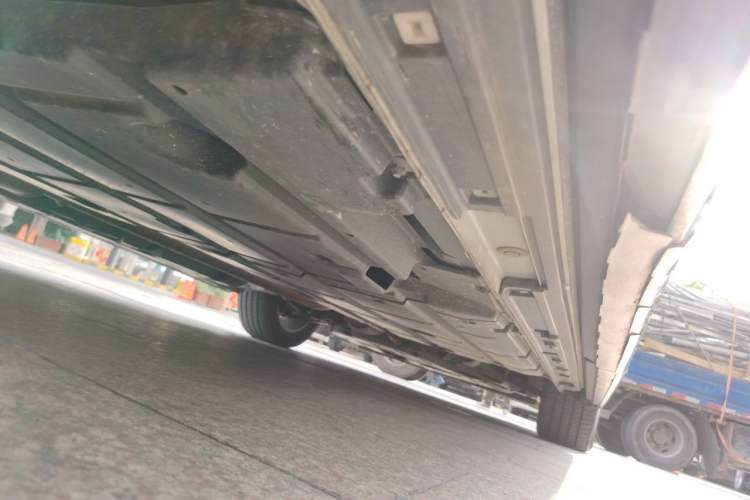 Used GAC Trumpchi M8 2023 Zongshi Series 400T Flagship Edition Chassis Rear Right