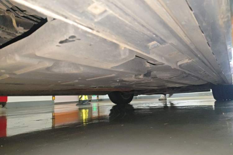 Used GAC Trumpchi M8 2023 Zongshi Series Dual-Motor YuZun Edition Chassis Rear Right