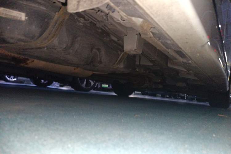 Used GAC Trumpchi M8 2023 Lingxiu Series 390T Deluxe Edition Chassis Rear Right