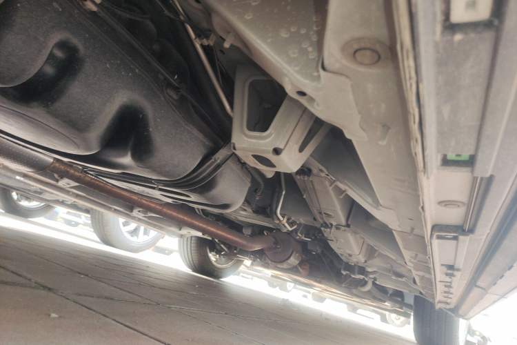 Used GAC Trumpchi M8 2023 Zongshi Series 400T Ultimate Edition Chassis Rear Right