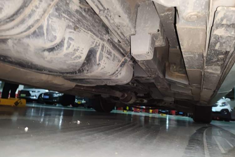 Used GAC Trumpchi M8 2023 Lingxiu Series 390T Deluxe Edition Chassis Rear Right