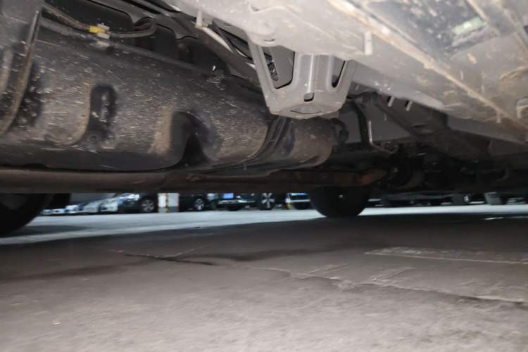 Used GAC Trumpchi M8 2023 Zongshi Series 400T Ultimate Edition Chassis Rear Right