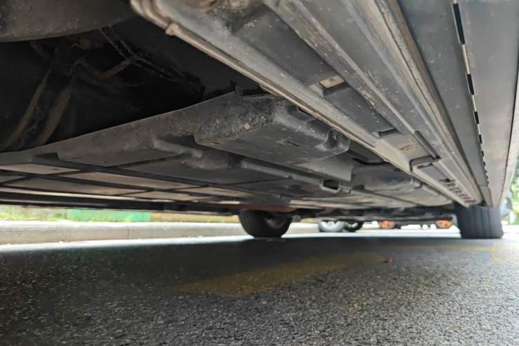 Used GAC Trumpchi M8 2023 Zongshi Series Dual-Motor YuZun Edition Chassis Rear Right