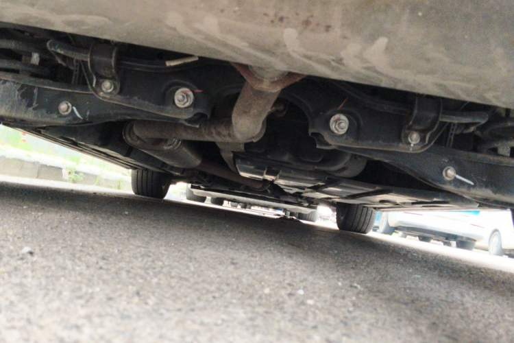 Used GAC Trumpchi M8 2023 Zongshi Series Dual-Motor YuZun Edition Chassis Rear