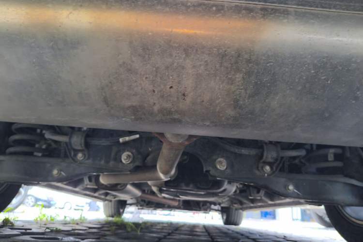Used GAC Trumpchi M8 2023 Zongshi Series Dual-Motor Supreme Edition Chassis Rear