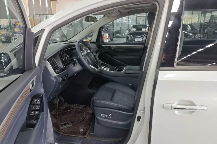 Used GAC Trumpchi M8 2023 Lingxiu Series 390T Luxury Edition Driver Seat