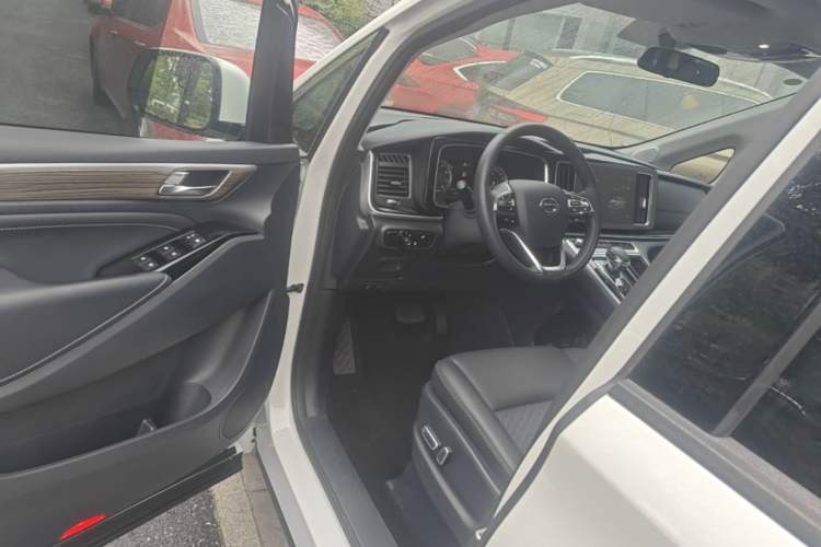 Used GAC Trumpchi M8 2023 Lingxiu Series 390T Luxury Edition Driver Seat
