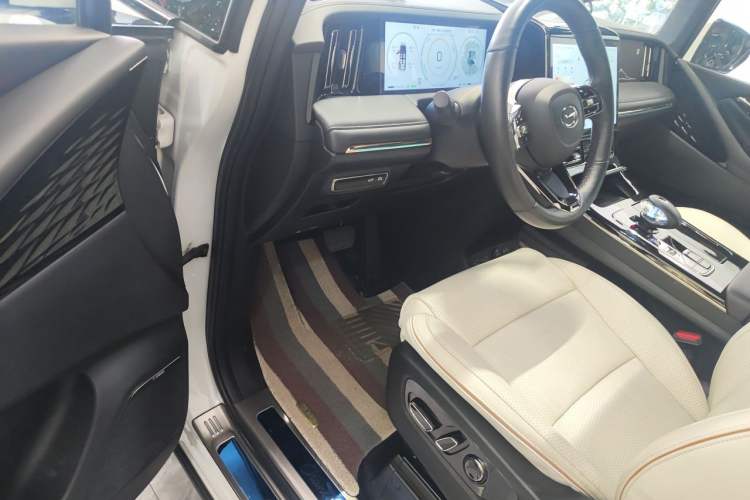 Used GAC Trumpchi M8 2023 Zongshi Series Dual-Motor YuZun Edition Driver Seat