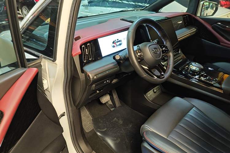 Used GAC Trumpchi M8 2023 Zongshi Series Dual-Motor YuZun Edition Driver Seat