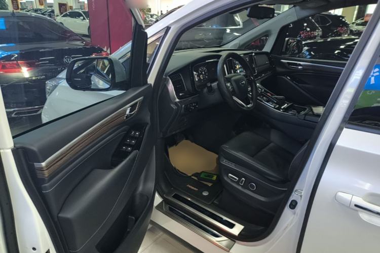 Used GAC Trumpchi M8 2023 Master Series 390T Ultimate Edition Driver Seat