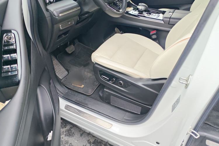 Used GAC Trumpchi M8 2023 Zongshi Series 400T Flagship Edition Driver Seat