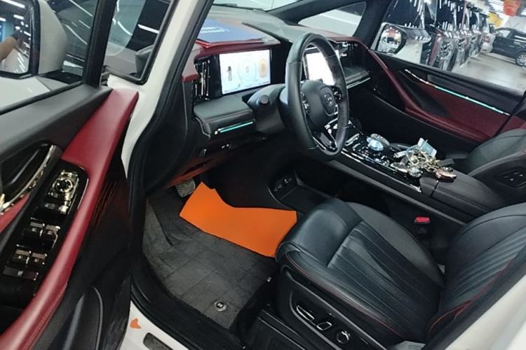 Used GAC Trumpchi M8 2023 Zongshi Series Dual-Motor YuZun Edition Driver Seat