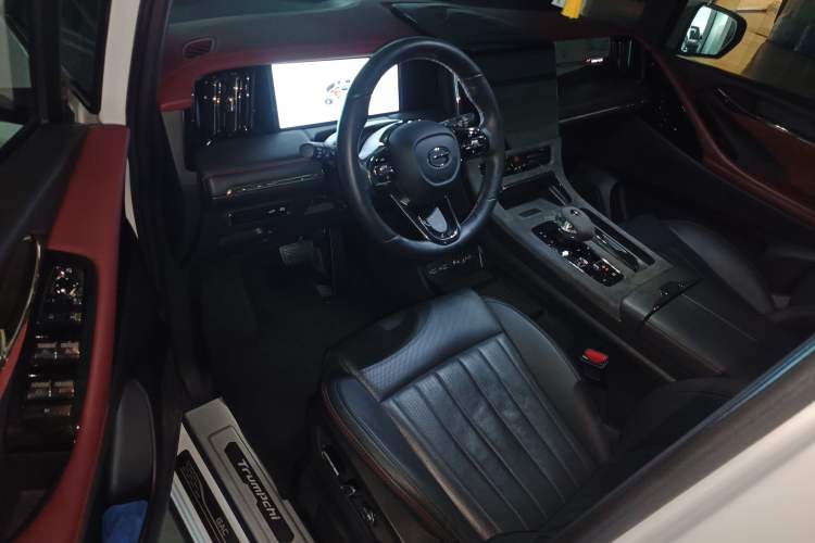 Used GAC Trumpchi M8 2023 Zongshi Series Dual-Motor Supreme Edition Driver Seat