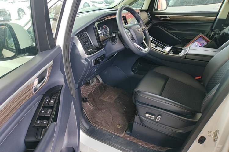 Used GAC Trumpchi M8 2023 Lingxiu Series 390T Luxury Edition Driver Seat