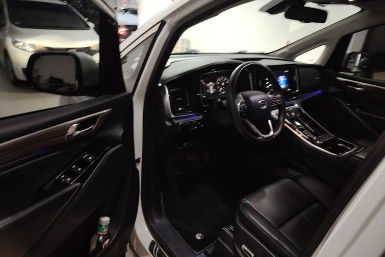 Used GAC Trumpchi M8 2023 Master Series 390T Prestige Edition Driver Seat