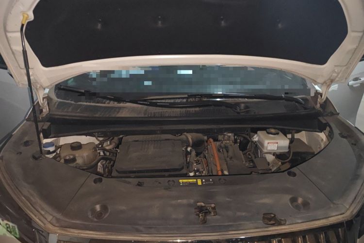 Used GAC Trumpchi M8 2023 Zongshi Series Dual-Motor YuZun Edition Engine Bay