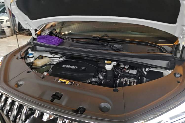 Used GAC Trumpchi M8 2023 Zongshi Series 400T Ultimate Edition Engine Bay