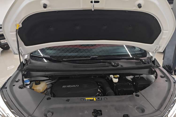 Used GAC Trumpchi M8 2023 Zongshi Series 400T Ultimate Edition Engine Bay
