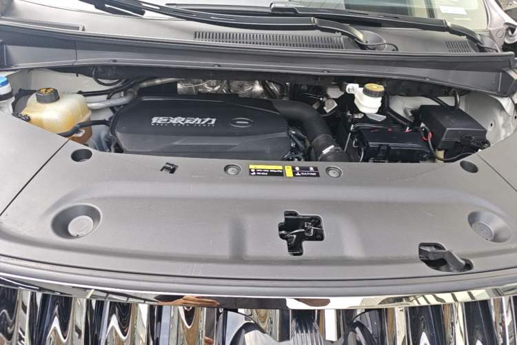 Used GAC Trumpchi M8 2023 Zongshi Series 400T Ultimate Edition Engine Bay