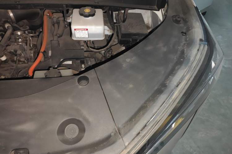 Used GAC Trumpchi M8 2023 Zongshi Series Dual-Motor YuZun Edition Engine Bay Left