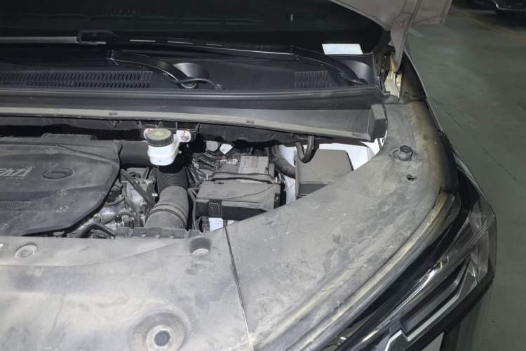 Used GAC Trumpchi M8 2023 Zongshi Series 400T Flagship Edition Engine Bay Left