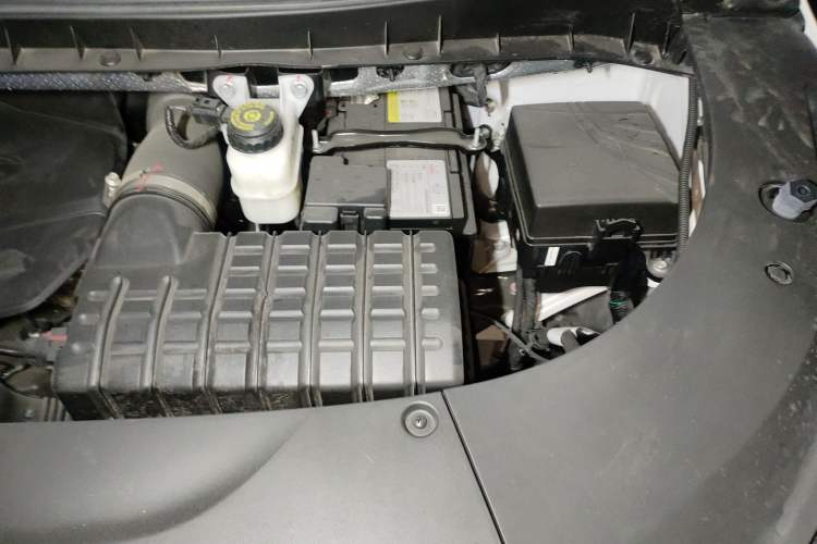Used GAC Trumpchi M8 2023 Lingxiu Series 390T Deluxe Edition Engine Bay Left