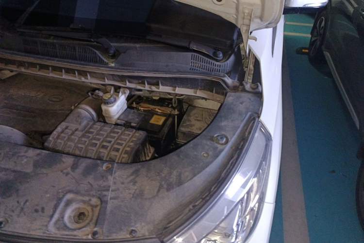 Used GAC Trumpchi M8 2023 Lingxiu Series 390T Deluxe Edition Engine Bay Left