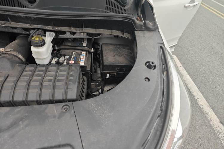 Used GAC Trumpchi M8 2023 Lingxiu Series 390T Luxury Edition Engine Bay Left