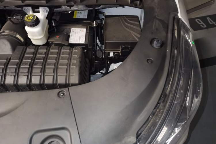 Used GAC Trumpchi M8 2023 Lingxiu Series 390T Luxury Edition Engine Bay Left