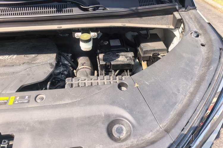 Used GAC Trumpchi M8 2023 Zongshi Series 400T Flagship Edition Engine Bay Left