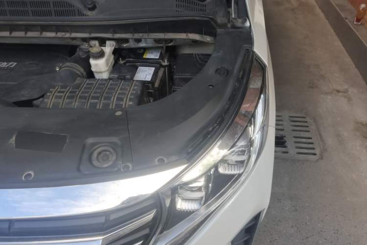 Used GAC Trumpchi M8 2023 Lingxiu Series 390T Luxury Edition Engine Bay Left