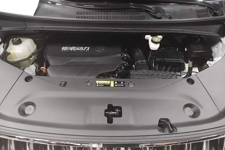Used GAC Trumpchi M8 2023 Zongshi Series 400T Ultimate Edition Engine Bay