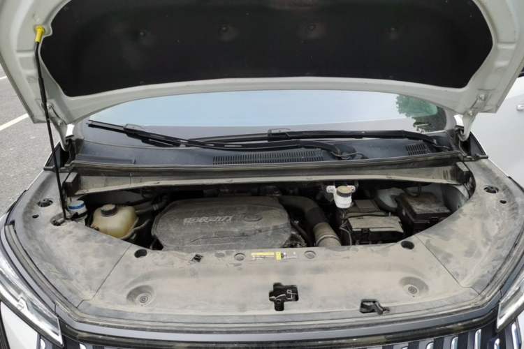 Used GAC Trumpchi M8 2023 Zongshi Series 400T Ultimate Edition Engine Bay