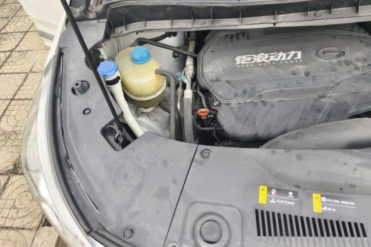 Used GAC Trumpchi M8 2023 Lingxiu Series 390T Prestige Edition Engine Bay Right