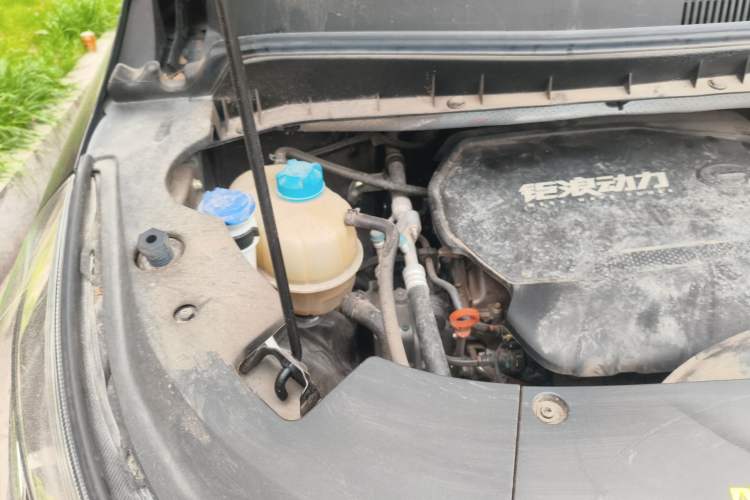 Used GAC Trumpchi M8 2023 Lingxiu Series 390T Prestige Edition Engine Bay Right