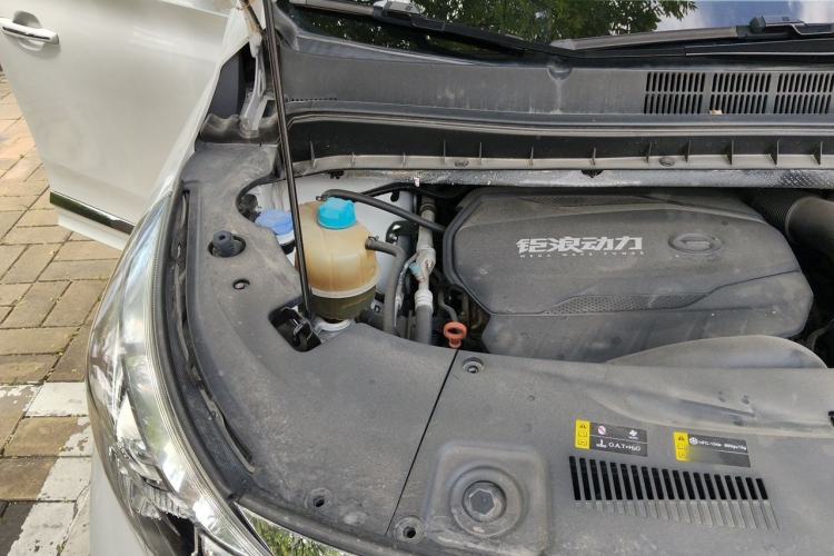 Used GAC Trumpchi M8 2023 Lingxiu Series 390T Deluxe Edition Engine Bay Right