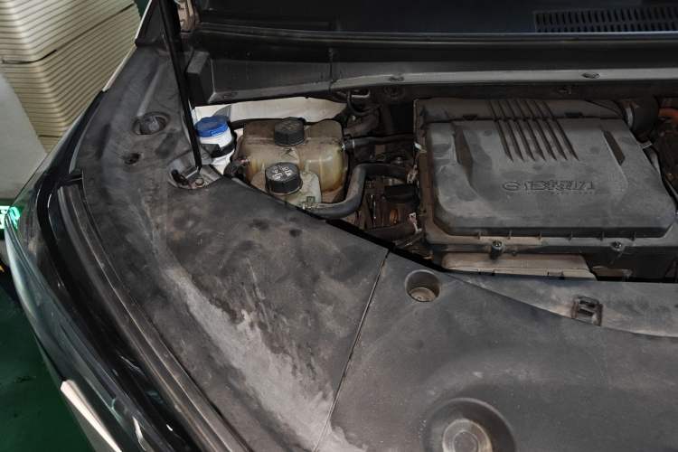 Used GAC Trumpchi M8 2023 Zongshi Series Dual-Motor Flagship Edition Engine Bay Right