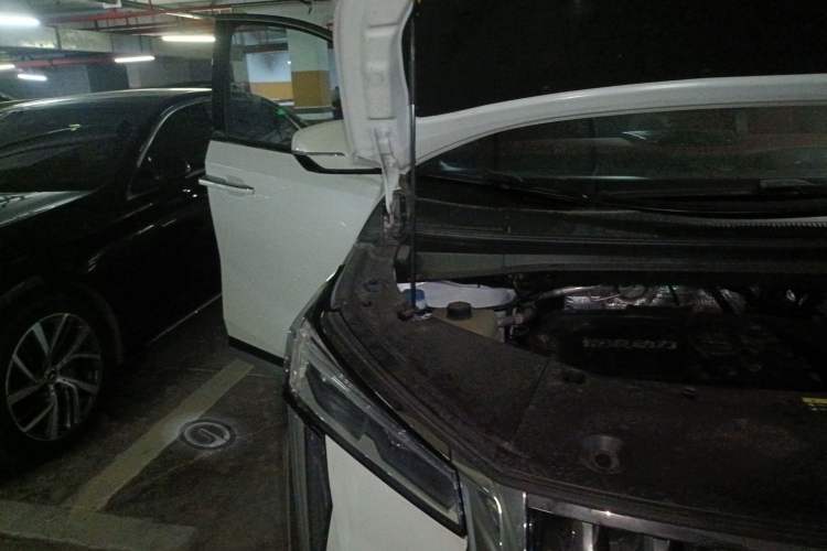 Used GAC Trumpchi M8 2023 Zongshi Series 400T Flagship Edition Engine Bay Right