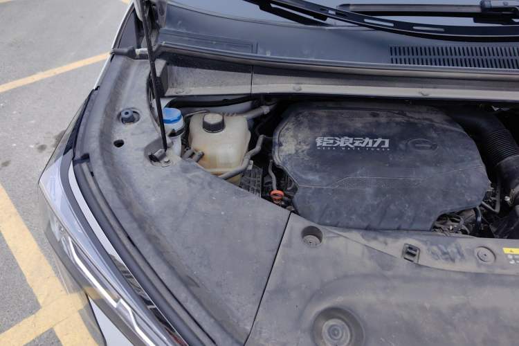 Used GAC Trumpchi M8 2023 Zongshi Series 400T Flagship Edition Engine Bay Right