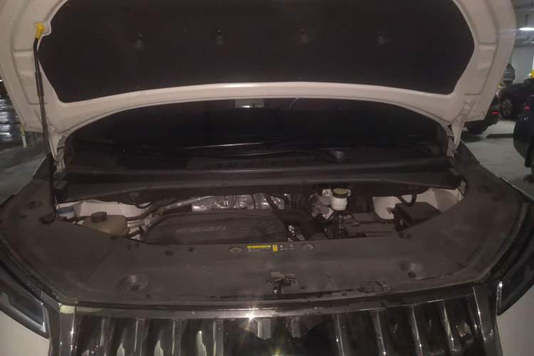 Used GAC Trumpchi M8 2023 Zongshi Series 400T Ultimate Edition Engine Bay