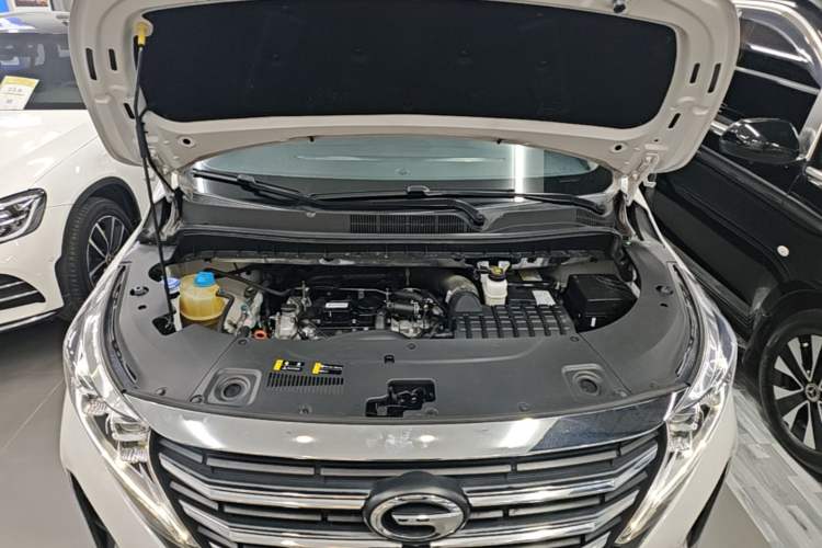 Used GAC Trumpchi M8 2023 Lingxiu Series 390T Prestige Edition Engine Bay