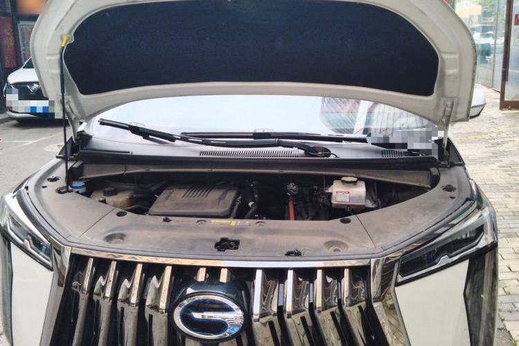 Used GAC Trumpchi M8 2023 Zongshi Series Dual-Motor YuZun Edition Engine Bay