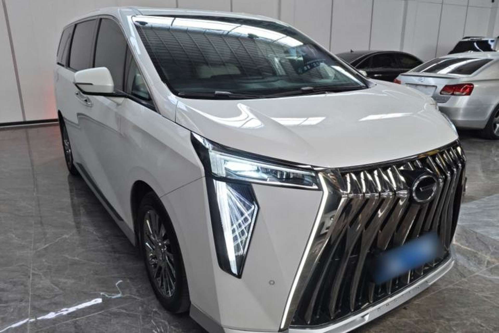Used GAC Trumpchi M8 2023 Zongshi Series 400T Flagship Edition Exterior 2